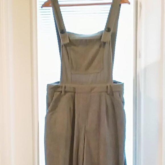 Cider 💚 Womens Adorable Olive Green Corduroy Wide Leg Overalls 💚 - Picture 16 of 16